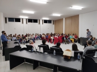 Poder Legislativo realiza Sessão de Homenagem a Personalidades de destaque do Município.  